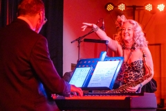 Kim-Cypher-Isborne-Arts-Winchcombe-Photo-Credit-David-Croker-Listen-to-Discover-2