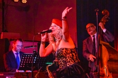 Kim-Cypher-Isborne-Arts-Winchcombe-Photo-Credit-David-Croker-Listen-to-Discover-33