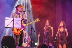 Tom-Moriarty-Cheltenham-Playhouse-27th-June-Photo-Credit-David-Croker-Listen-to-Discover-24